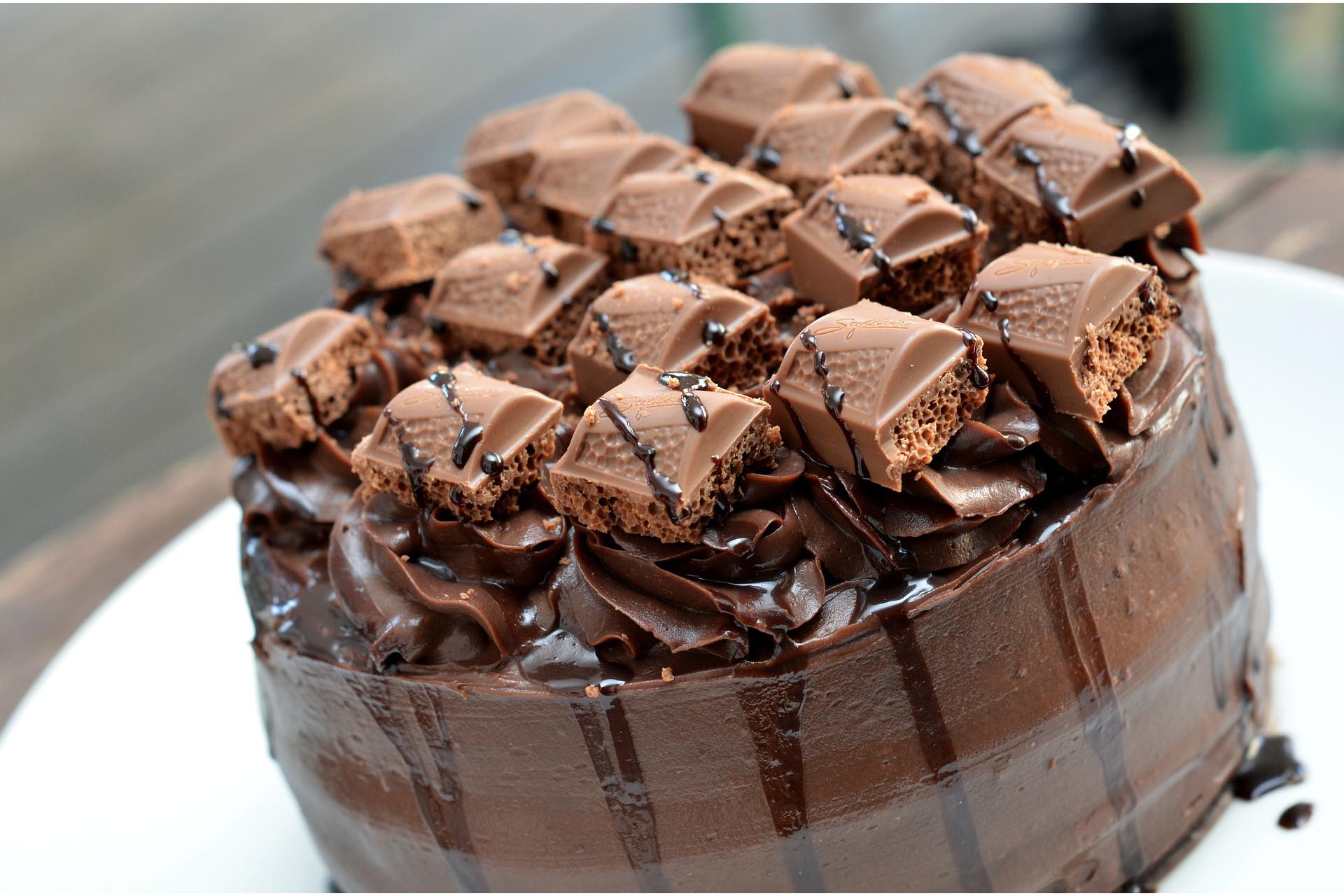 bolo_0003_sweets-g981931fb8_1920