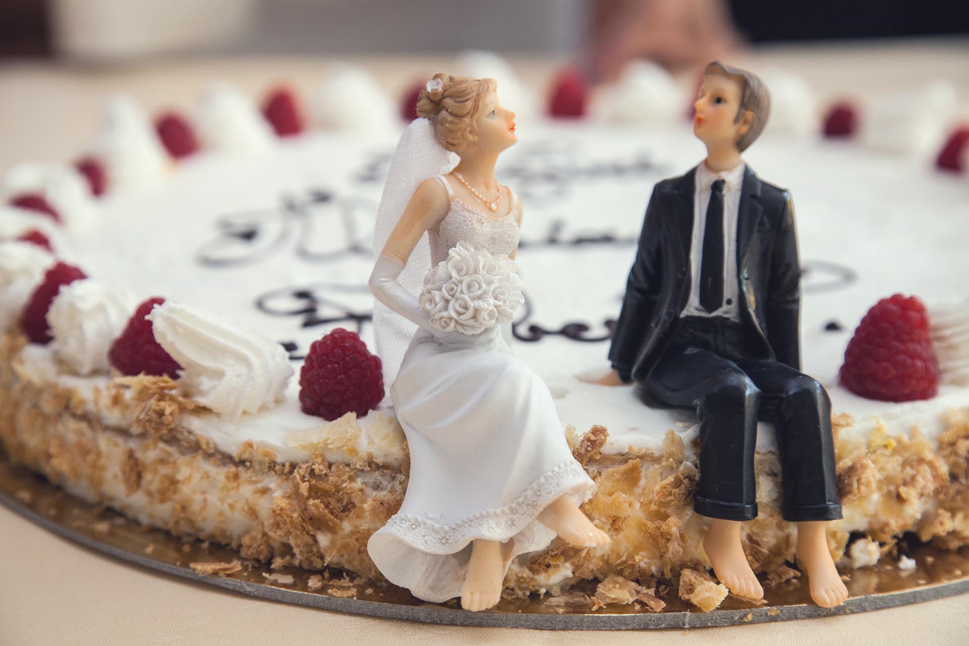 bolo_0010_wedding-cake-g35ad4bb38_1920